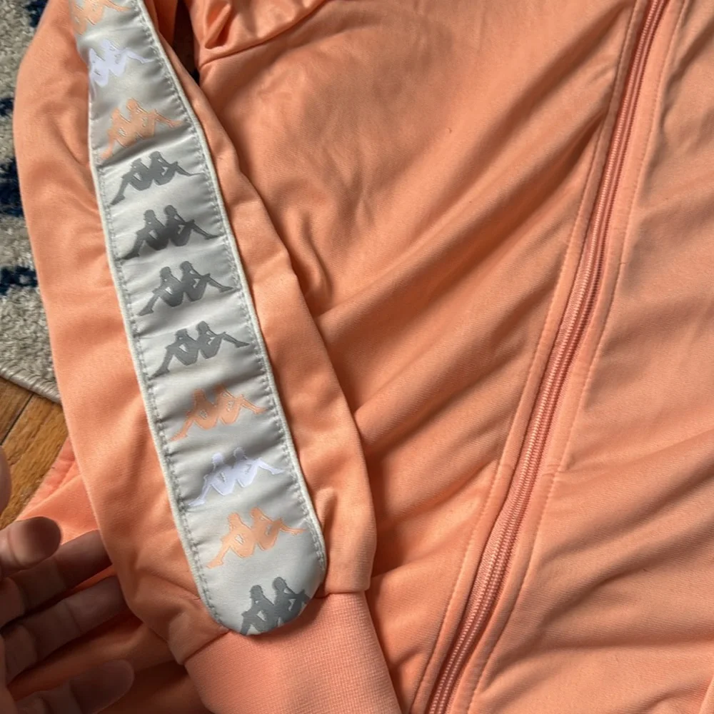 Kappa Size Small - Picture 2 of 5